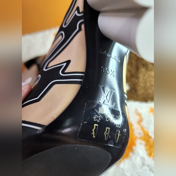 Louis Vuitton Calfskin Heels Loafers Rare 2020 Collection - Picture 4 of 13